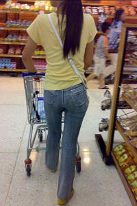 尤里和露珠电影